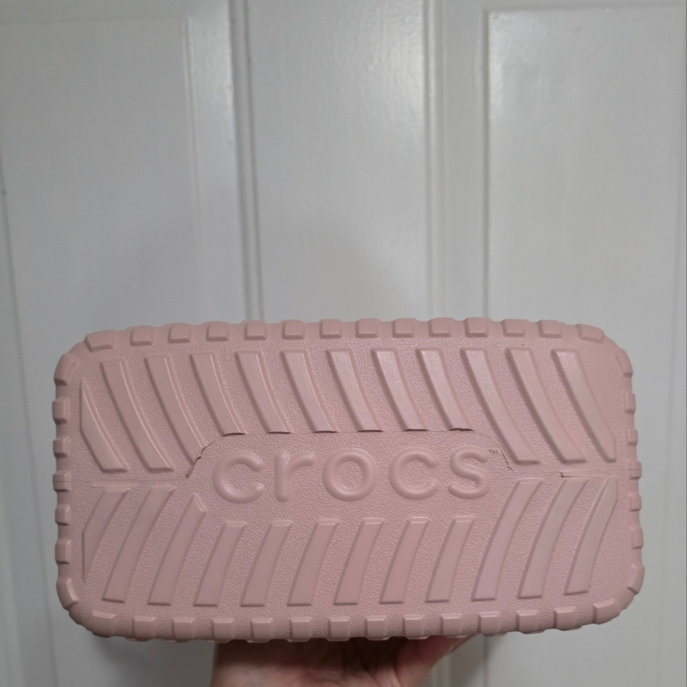 CROCS CLASSIC Medium TOTE - Picture 2 of 3